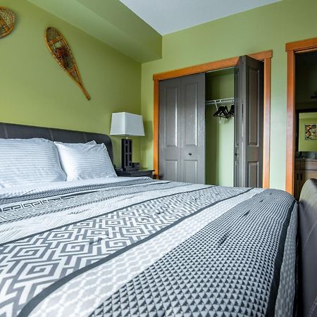 Renovated Condo, 2Br, 2Ba, Heated Pool, 3 Hot Tubs, Pets Welcome! Canmore Exterior photo